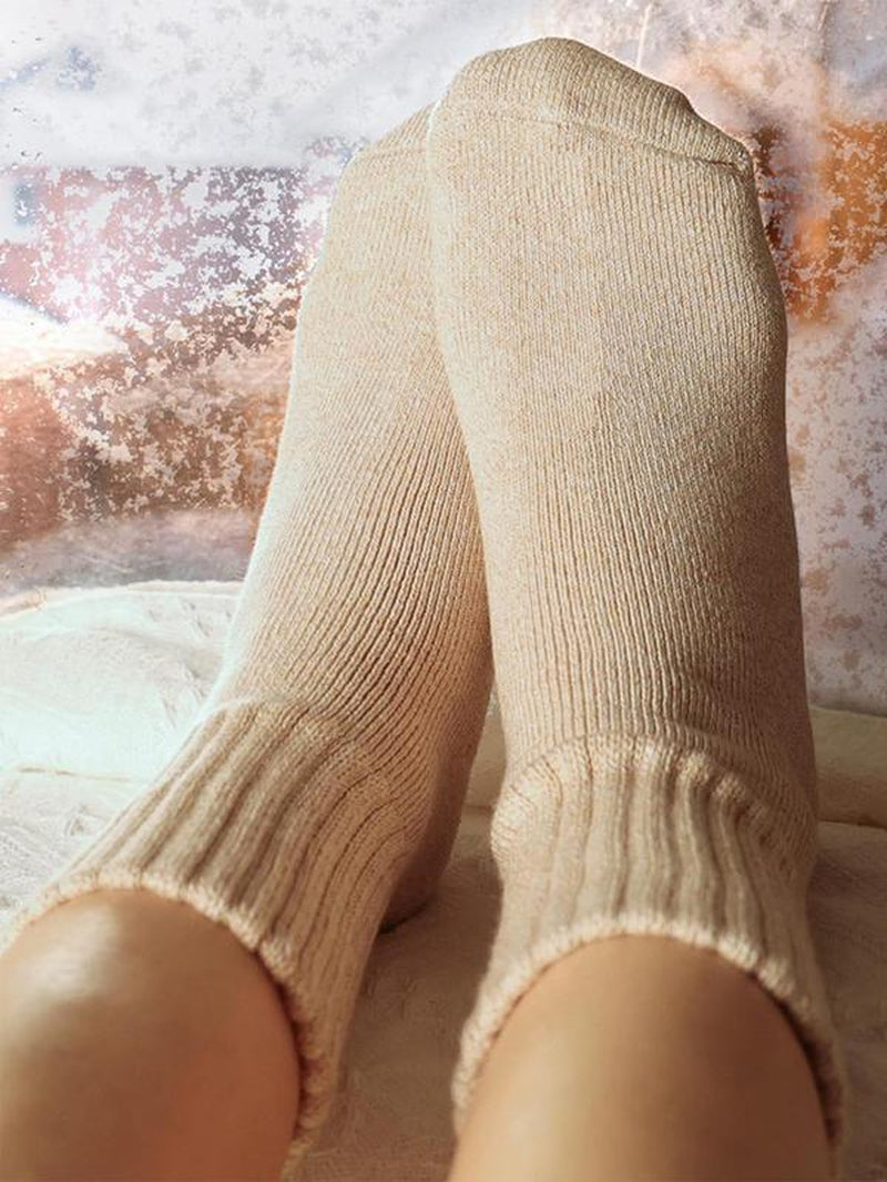 Nyzfexk Women’s Solid Mid-Calf Socks – Soft, Warm Everyday Comfort